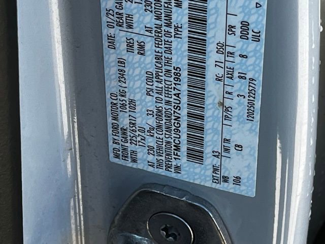 Used 2025 Ford Escape Active image 32