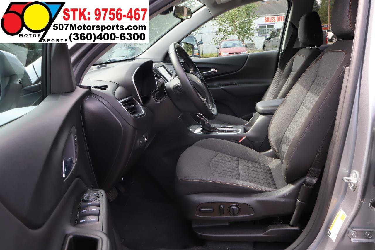 Used 2023 Chevrolet Equinox LT w/ Driver Convenience Package AWD/4WD image 12