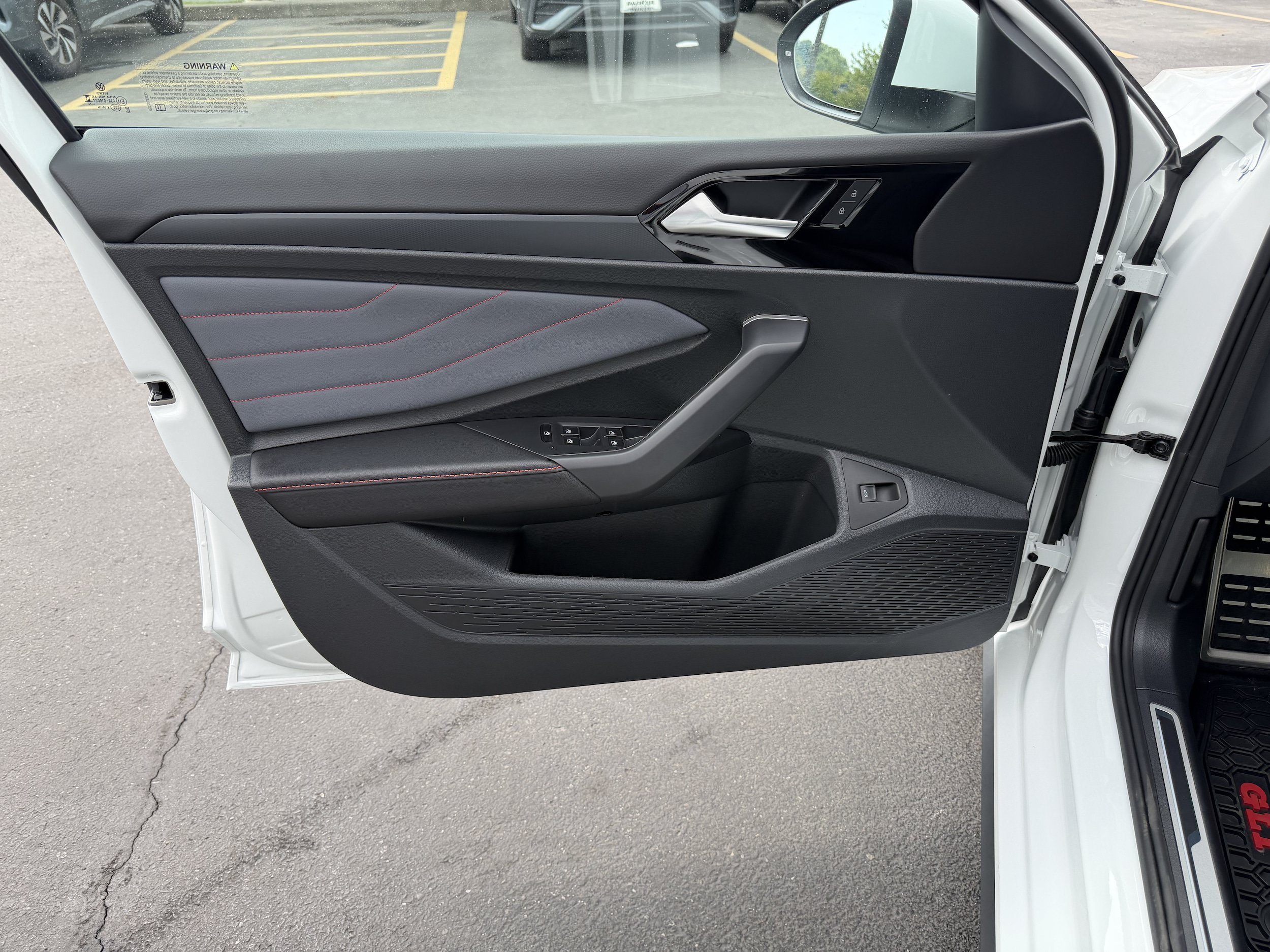 New 2026 Volkswagen Jetta GLI Autobahn FWD image 8