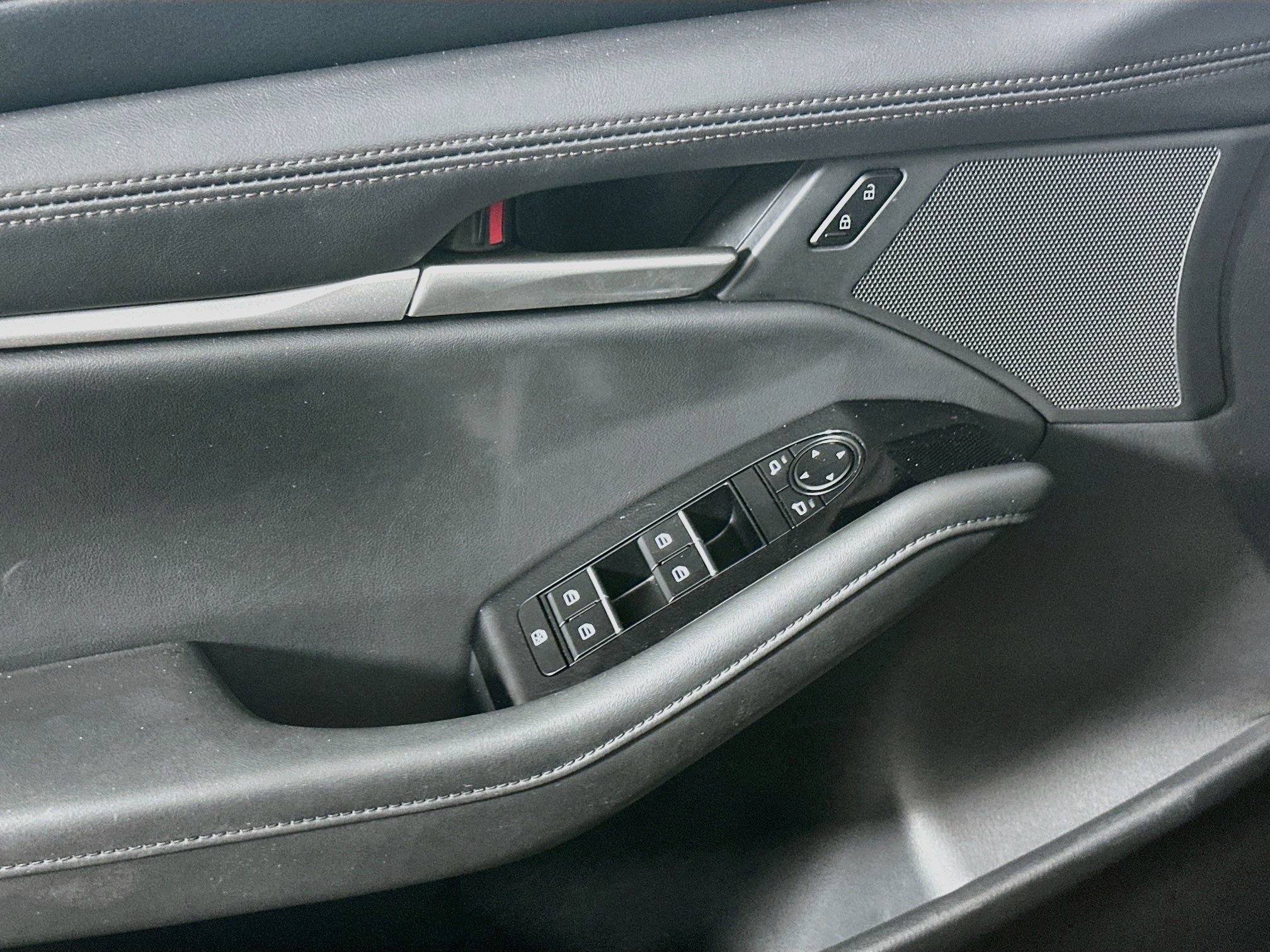 Used 2026 MAZDA MAZDA3 s Sport FWD image 15