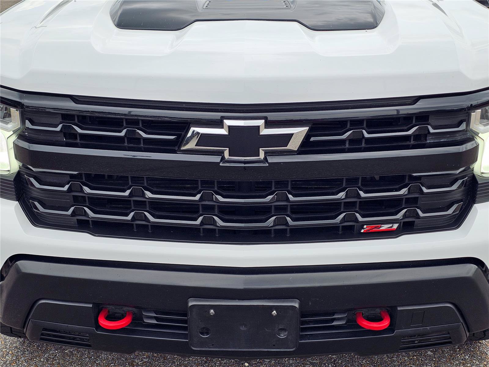 Used 2023 Chevrolet Silverado 1500 LT Trail Boss AWD/4WD image 3