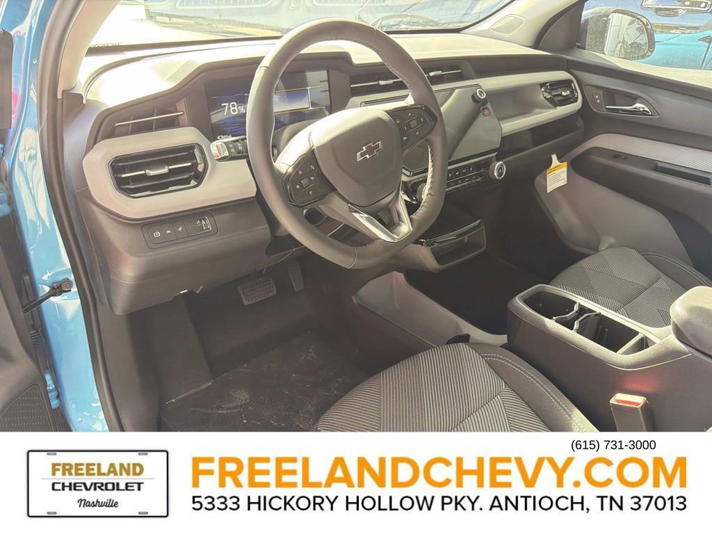 New 2027 Chevrolet Bolt LT w/ Comfort Package image 18