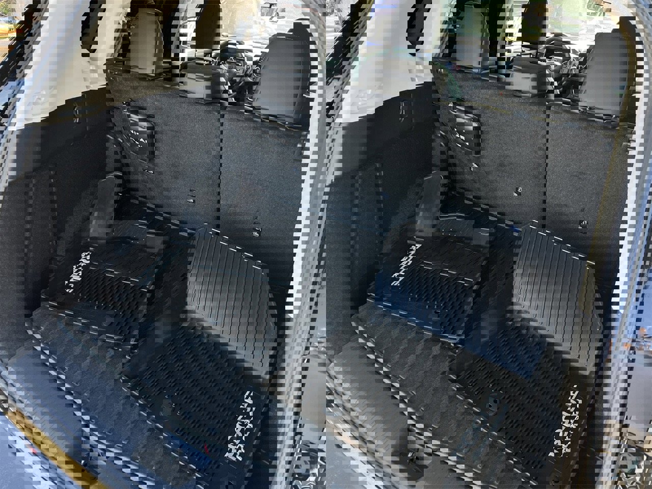 Certified 2025 Nissan Rogue SV image 27