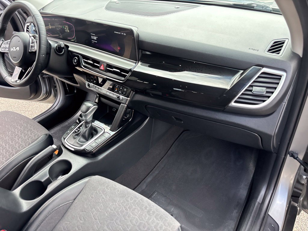Used 2025 Kia Seltos S AWD/4WD image 32