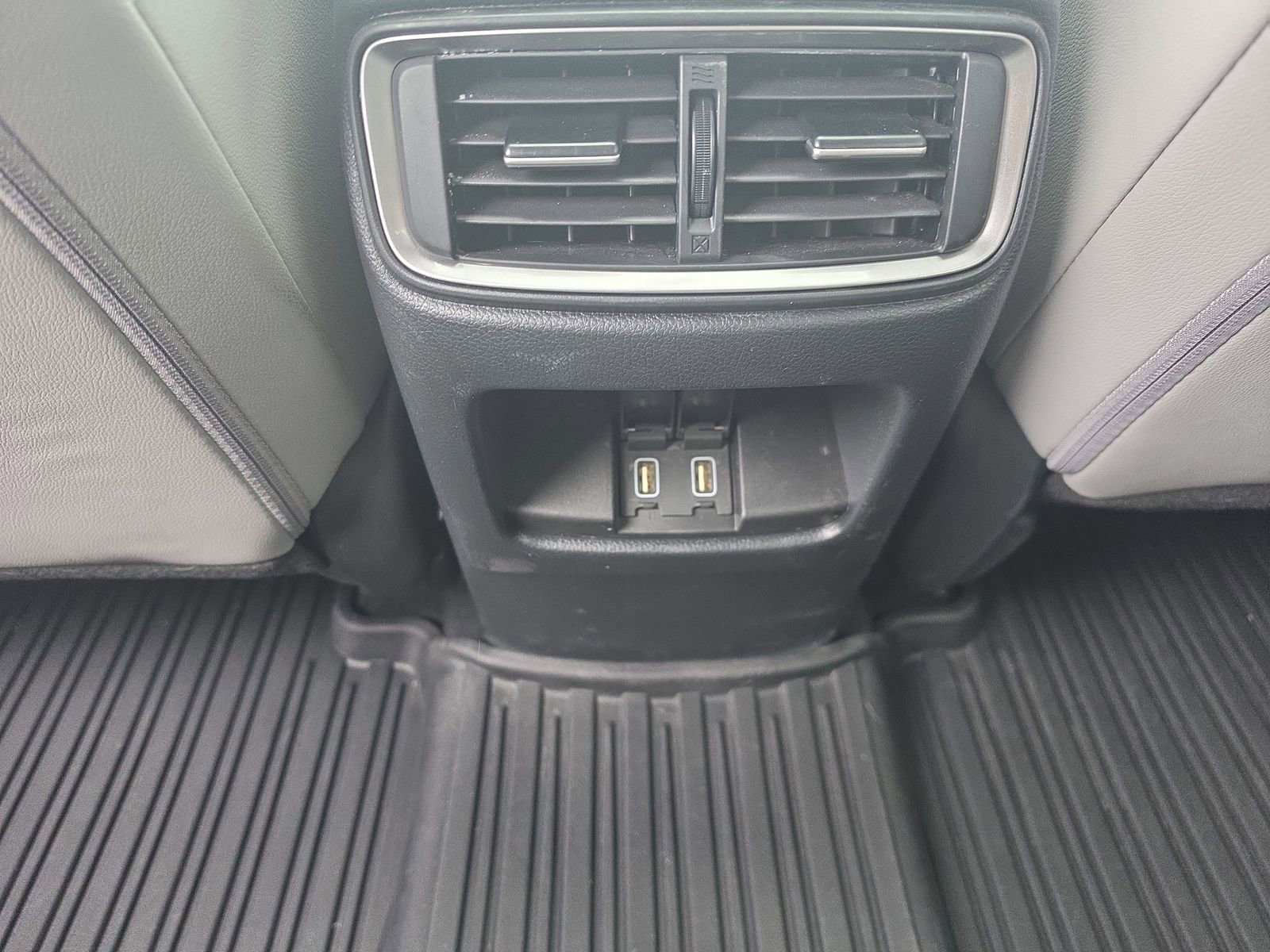 Used 2022 Honda CR-V Touring image 14