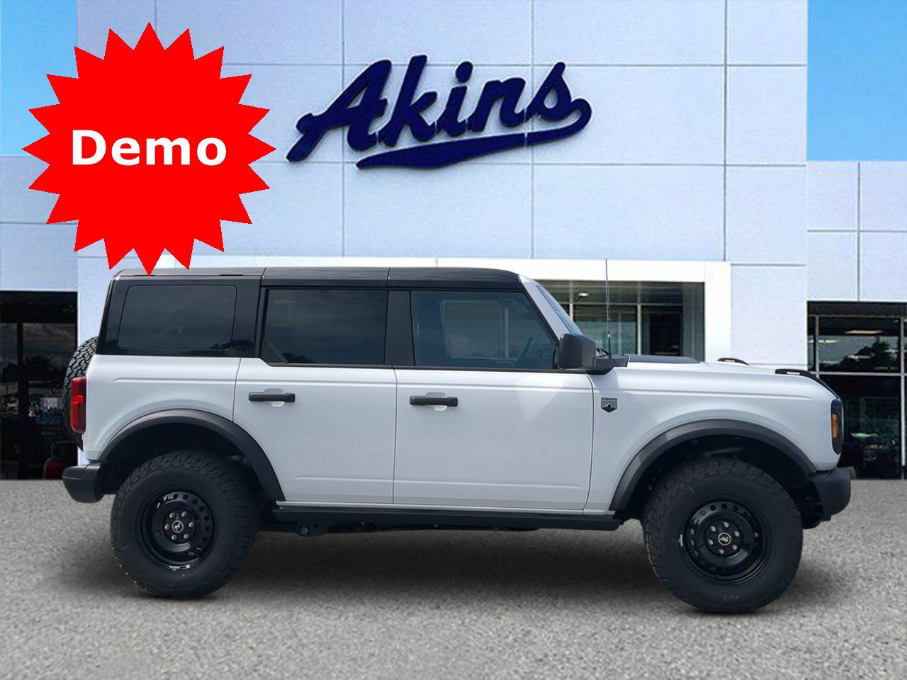 New 2026 Ford Bronco Big Bend w/ Black Diamond Package