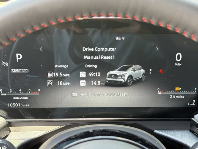 Certified 2025 Nissan Kicks SR FWD image 22