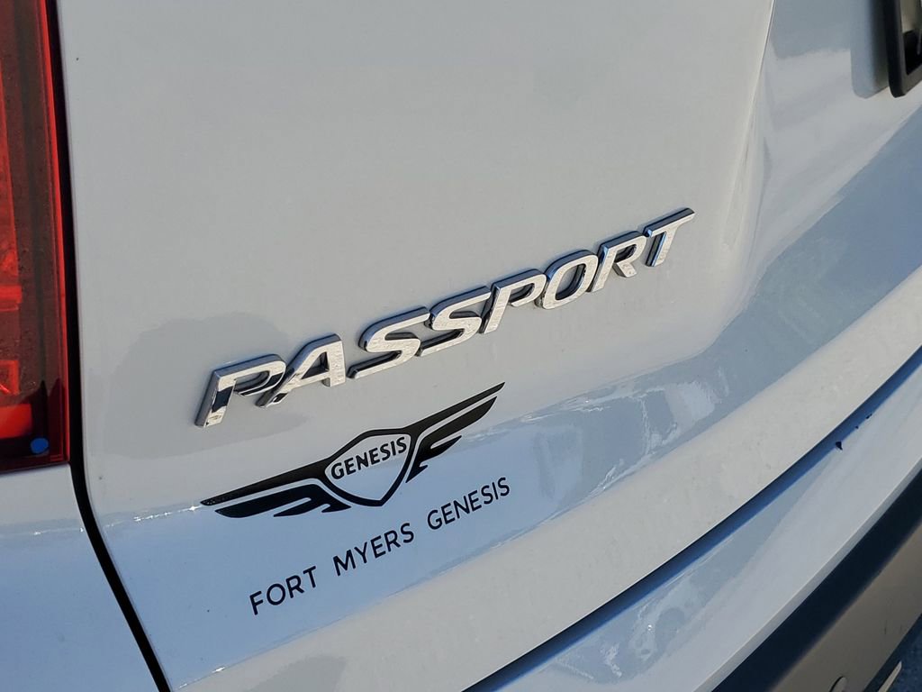 Used 2022 Honda Passport Elite image 14