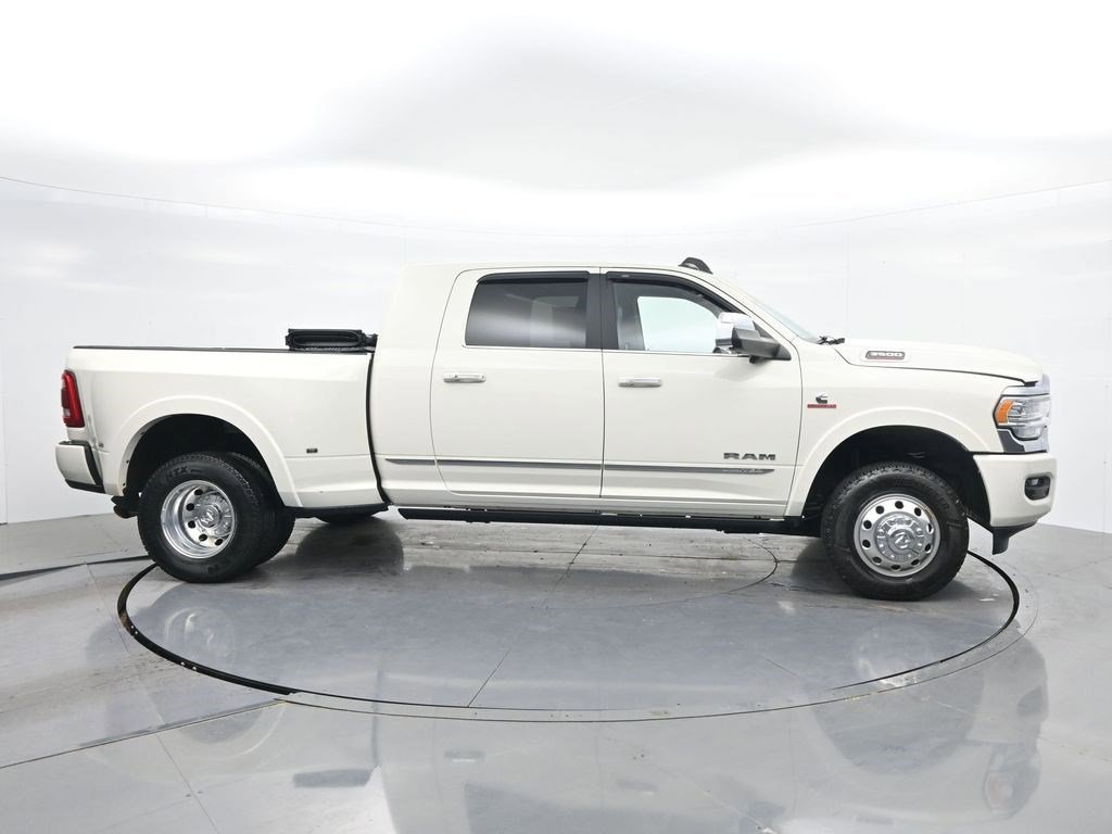 Used 2022 RAM 3500 Limited AWD/4WD image 4