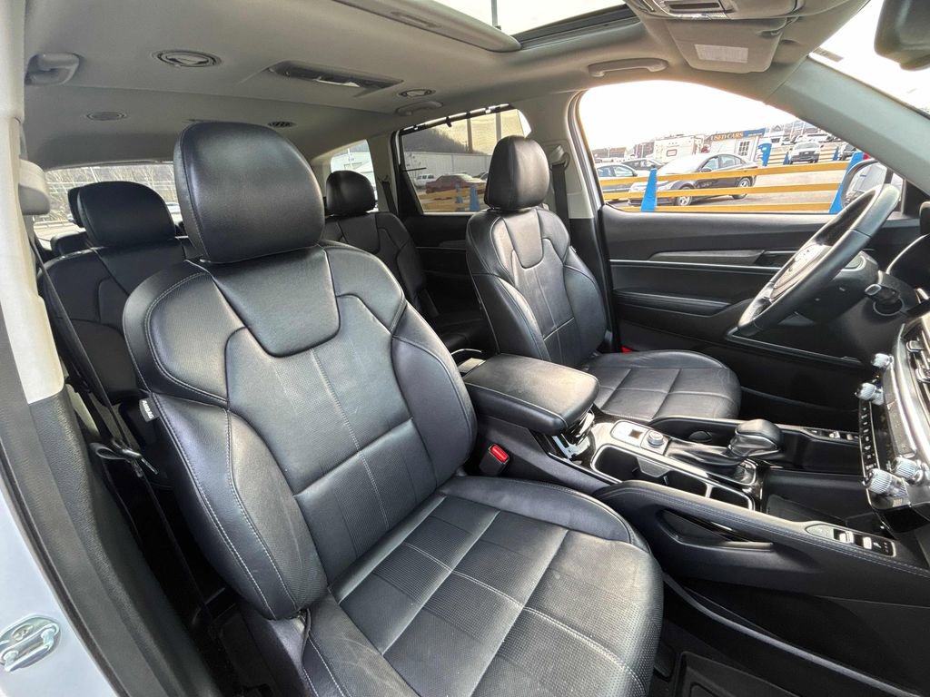 Used 2020 Kia Telluride EX w/ EX Premium Package image 36
