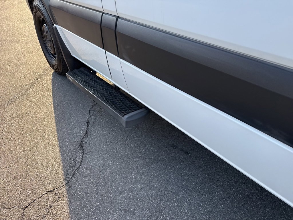 Used 2017 Mercedes-Benz Sprinter 144 Cargo image 5