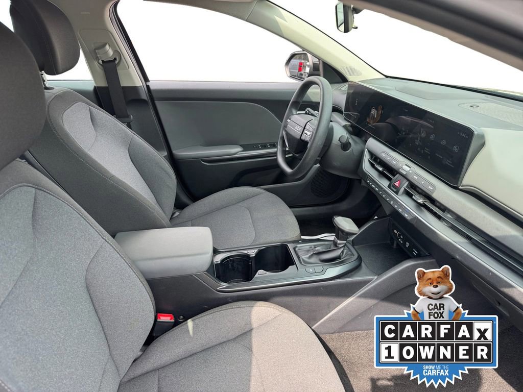 Used 2025 Kia K4 FWD image 15