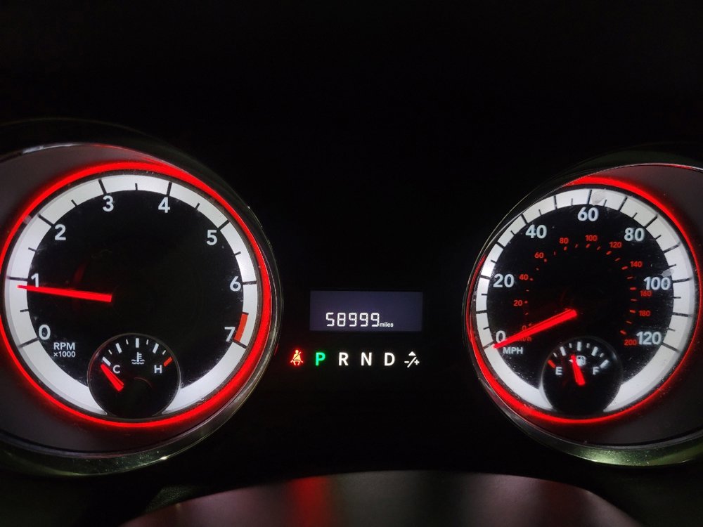 Used 2018 Dodge Grand Caravan SE w/ UConnect Hands-Free Group FWD image 23