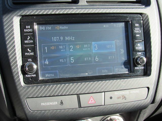 Used 2025 Mitsubishi Outlander Sport ES AWD/4WD image 13