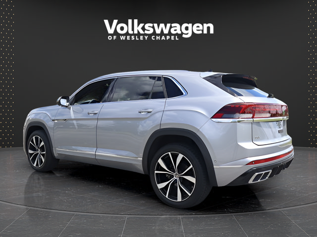 Certified 2024 Volkswagen Atlas Cross Sport SEL Premium R-Line AWD/4WD image 4