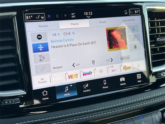 Certified 2026 Chrysler Pacifica Select w/ S Appearance Package image 25