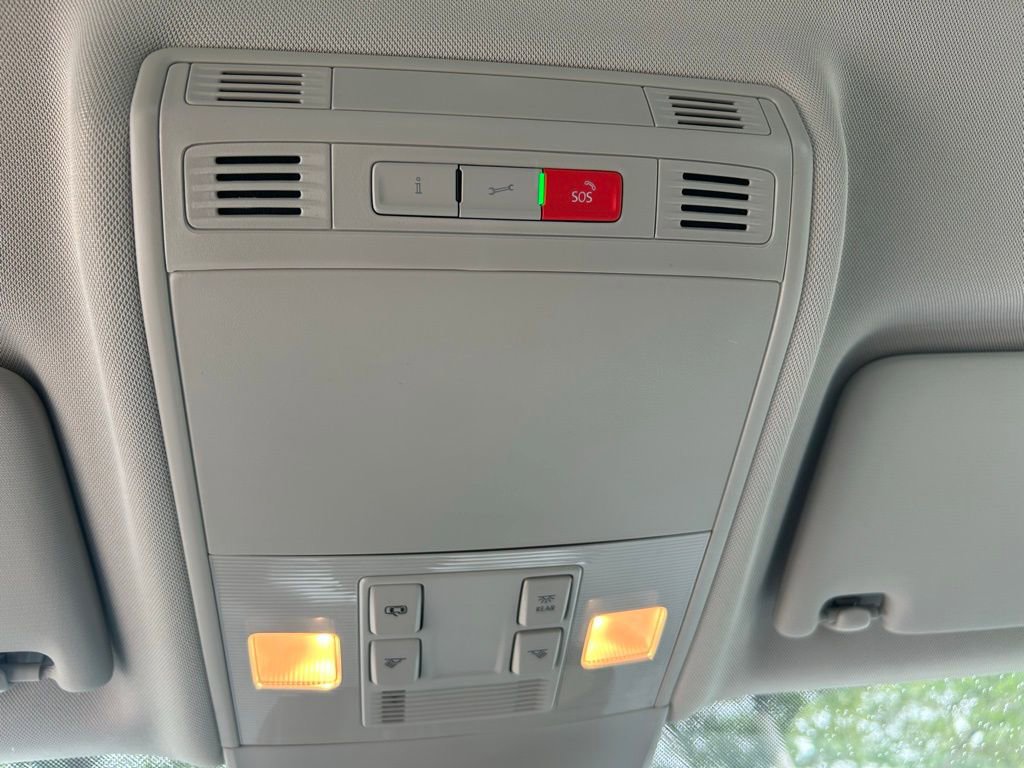 Certified 2025 Volkswagen Taos S image 32