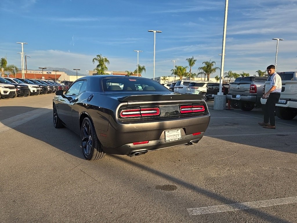 Used 2023 Dodge Challenger R/T w/ Blacktop Package image 7
