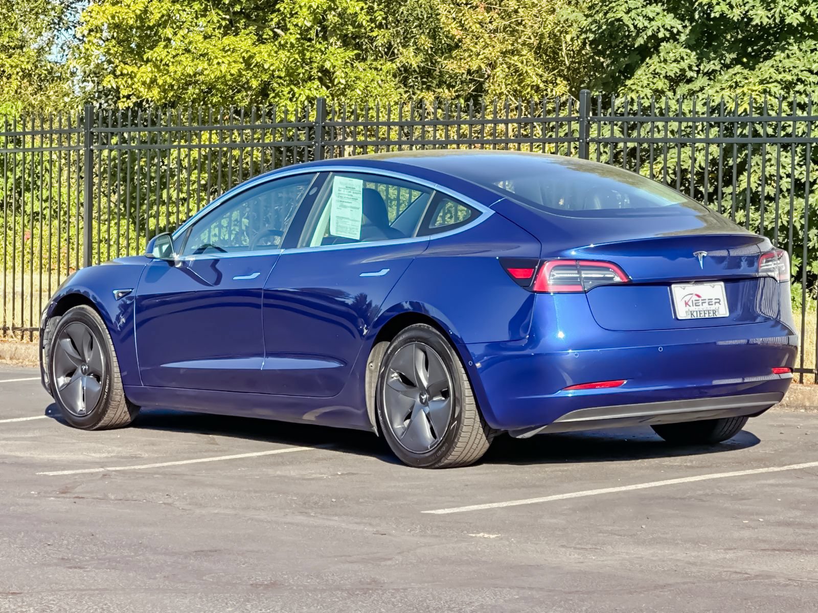 Used 2020 Tesla Model 3 Standard Range Plus RWD image 6