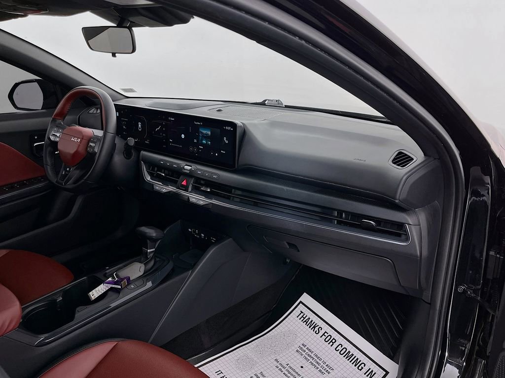 Used 2025 Kia K4 GT-Line Turbo image 36
