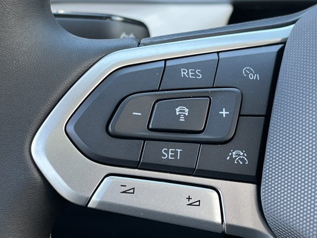 New 2026 Volkswagen Taos SE AWD/4WD image 17