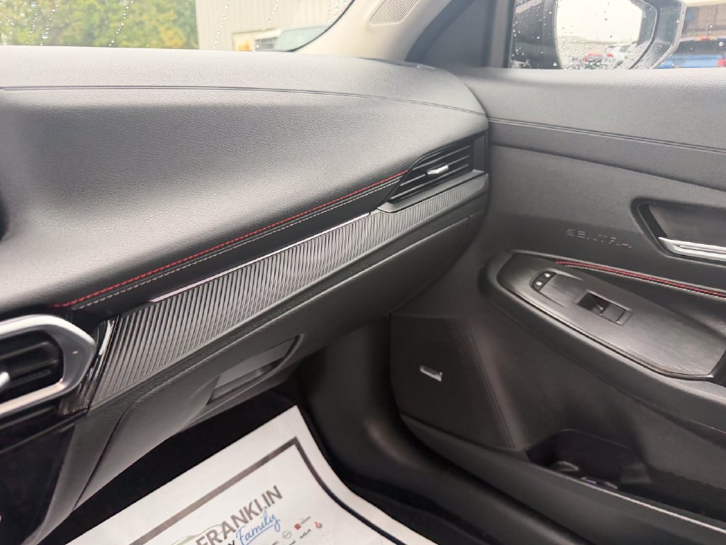 Used 2026 Nissan Sentra SR w/ SR Premium Package FWD image 15