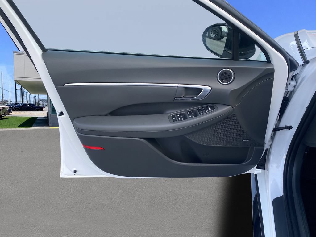 Certified 2023 Hyundai Sonata SEL Plus FWD image 17