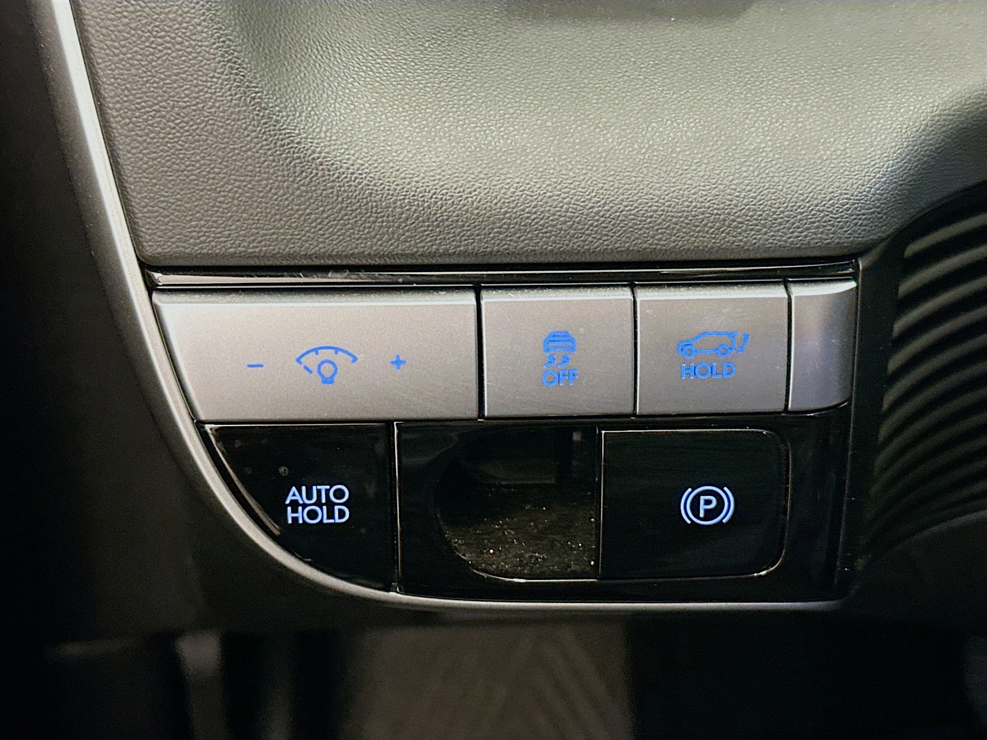 Used 2024 Hyundai Ioniq 5 SEL AWD/4WD image 17