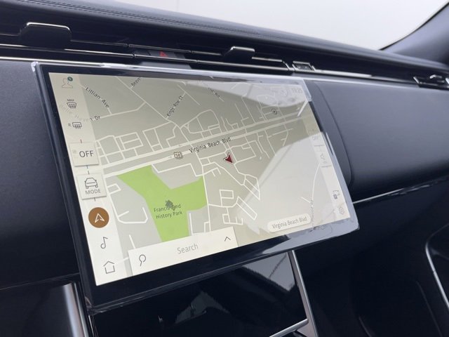 New 2025 Land Rover Range Rover SE image 7