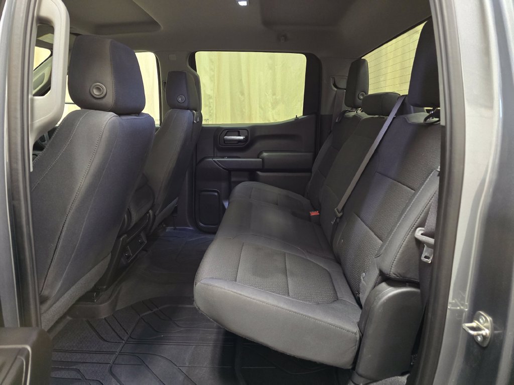 Used 2019 Chevrolet Silverado 1500 Custom w/ Custom Value Package AWD/4WD image 20