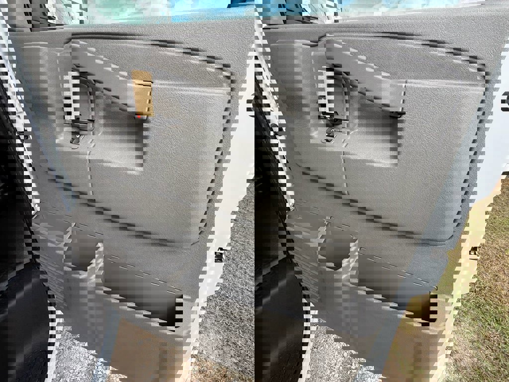 New 2025 Chevrolet Express 2500 w/ Driver Convenience Package image 31