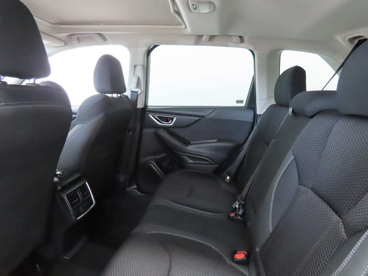 Used 2022 Subaru Forester Premium AWD/4WD image 16