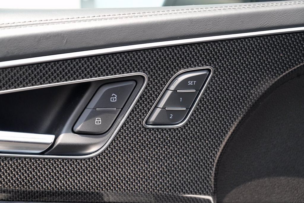 Used 2022 Audi SQ8 Prestige w/ Prestige Package AWD/4WD image 28