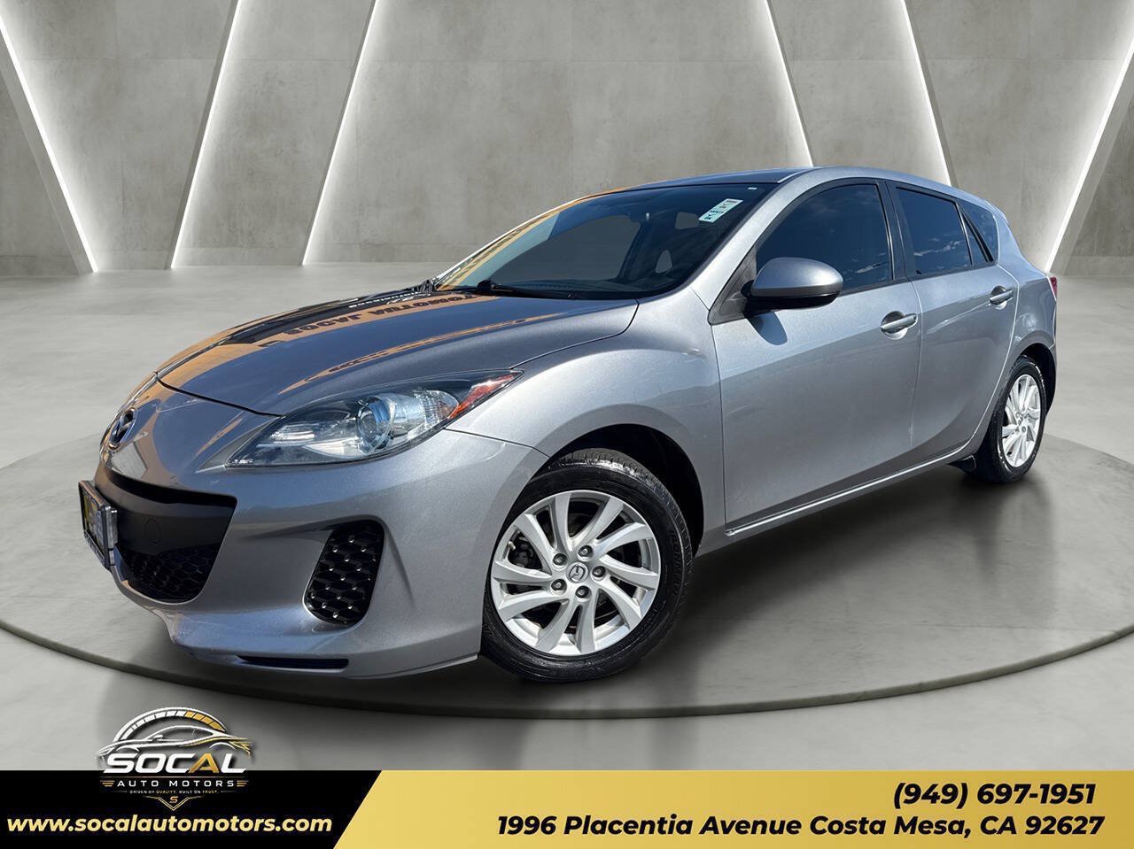 Used 2012 MAZDA MAZDA3 i Grand Touring w/ Tech Pkg FWD image 1