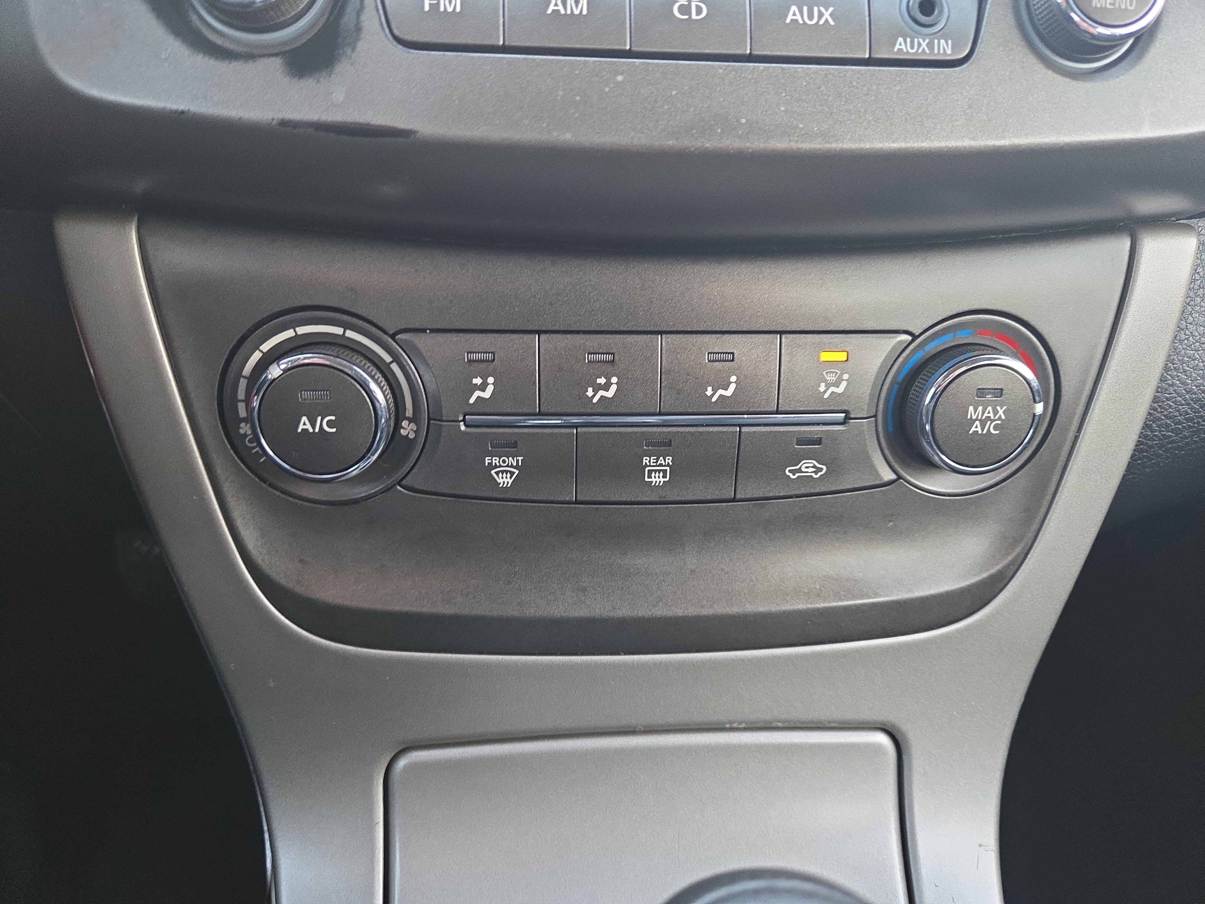Used 2014 Nissan Sentra SV FWD image 20