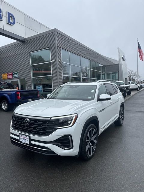 Used 2024 Volkswagen Atlas SEL Premium R-Line