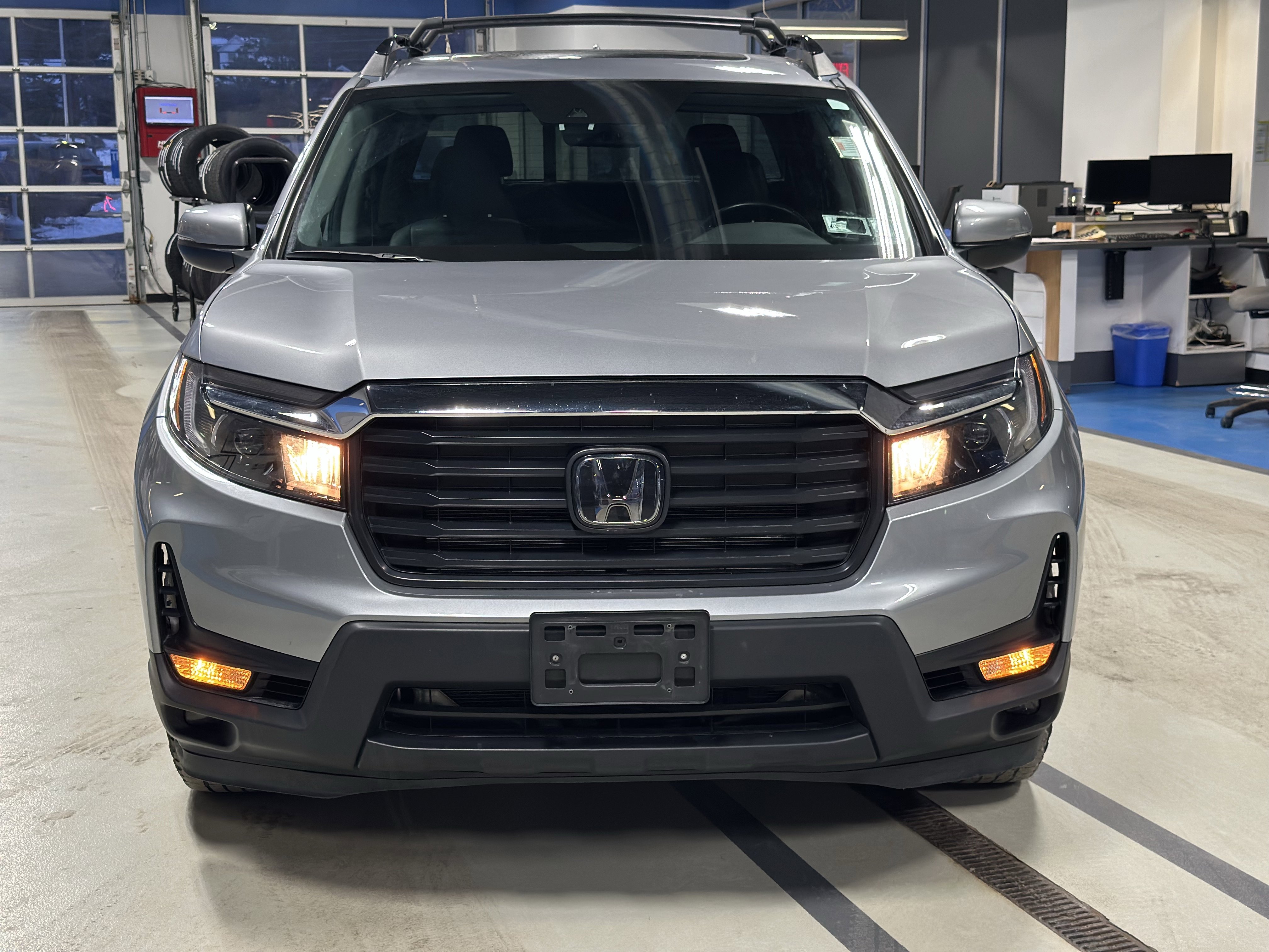 Used 2023 Honda Ridgeline RTL image 2