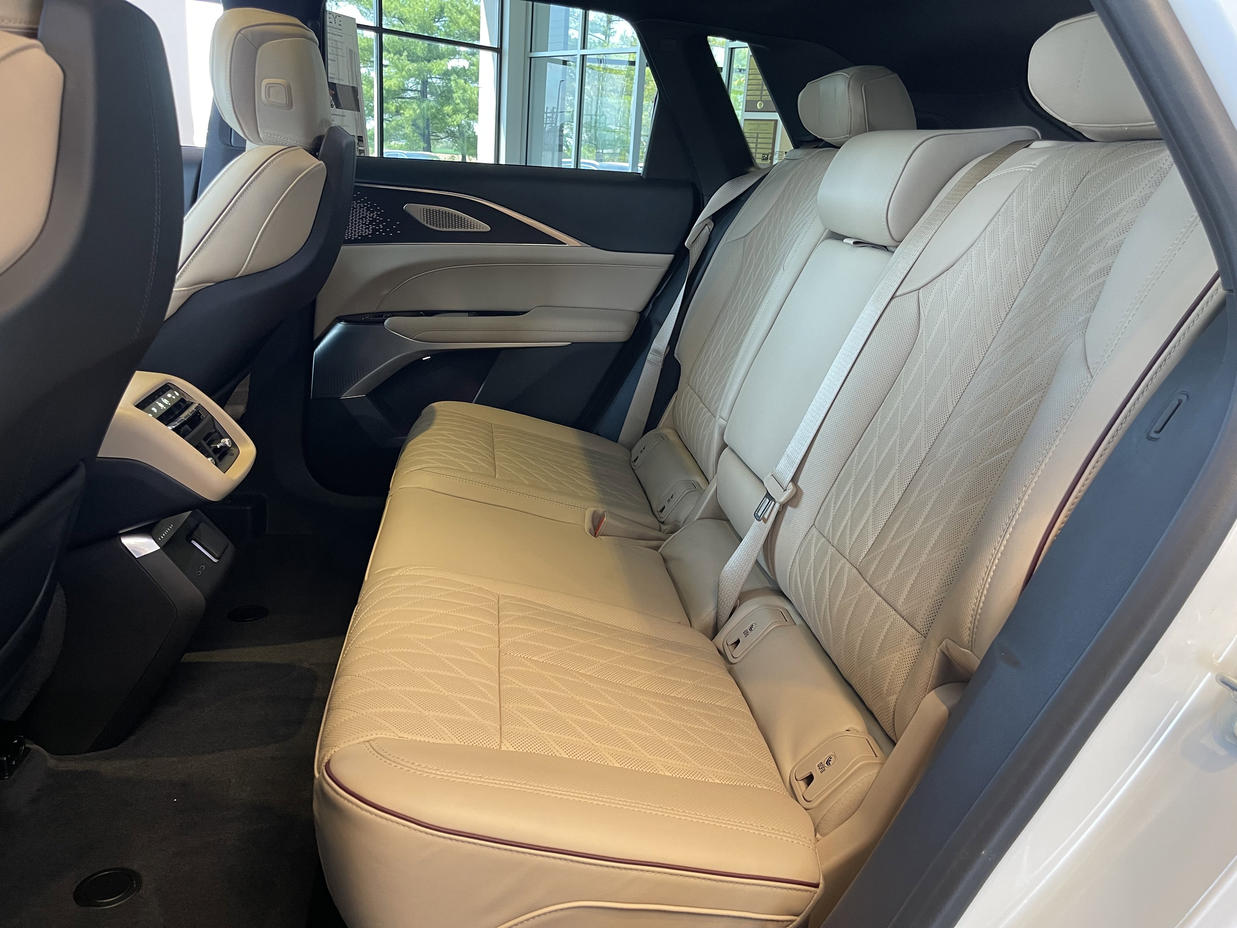 Certified 2024 Cadillac Lyriq Sport w/ Nappa Leather Package AWD/4WD image 21