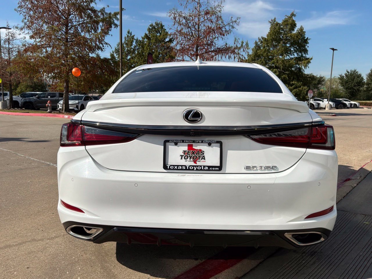 Used 2022 Lexus ES 350 F Sport w/ Accessory Package 2 FWD image 7