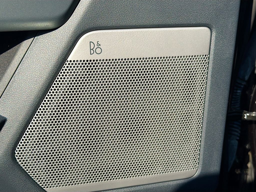 Used 2022 Ford F150 Lariat w/ Equipment Group 502A High image 19