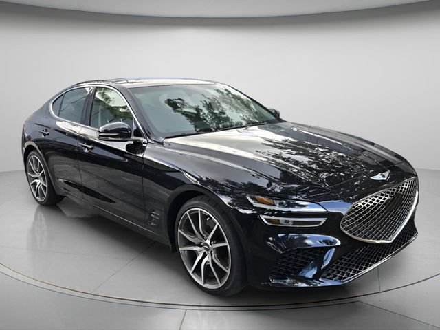 Used 2023 Genesis G70 2.0T RWD image 4