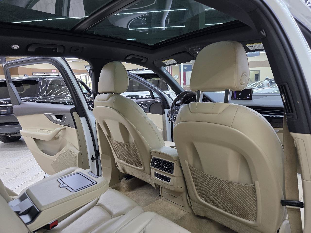 Used 2017 Audi Q7 3.0T Premium AWD/4WD image 24
