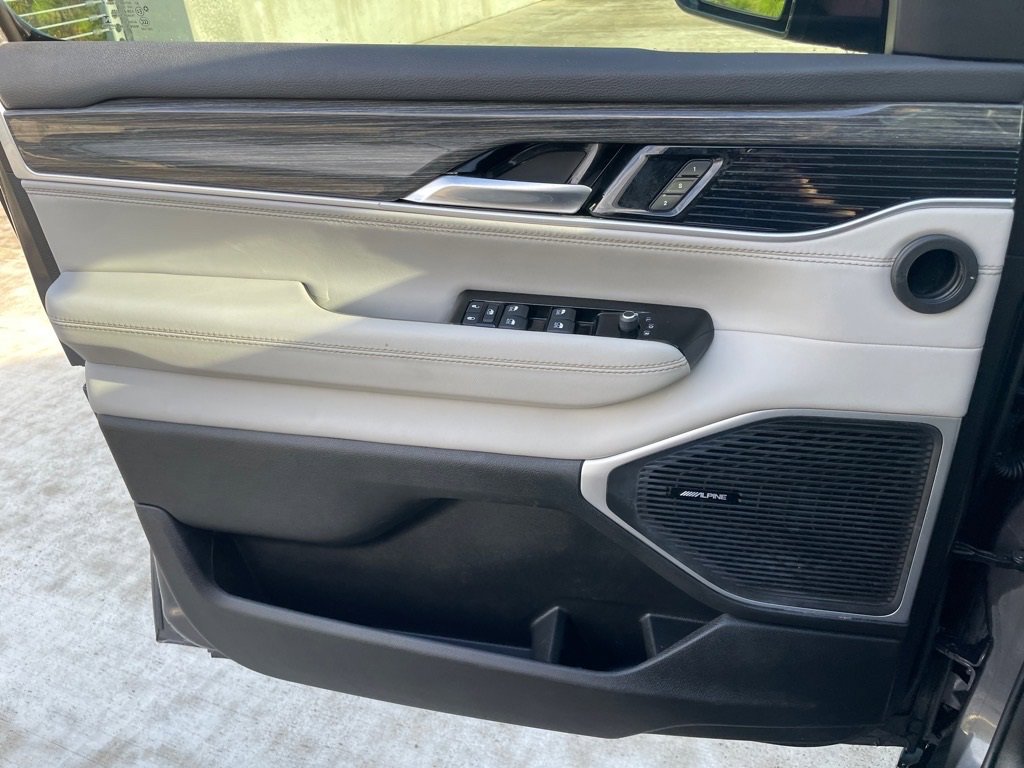 Used 2022 Jeep Wagoneer Series II image 11