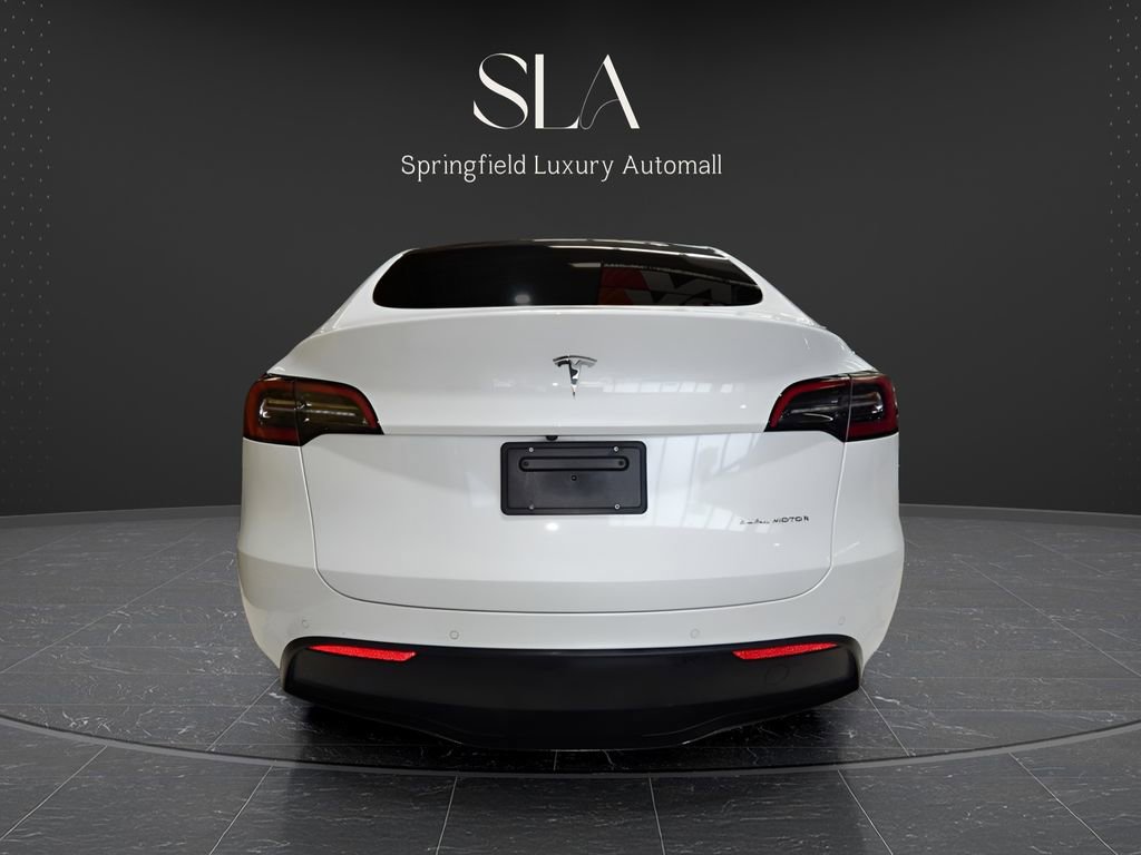 Used 2022 Tesla Model Y Long Range image 6