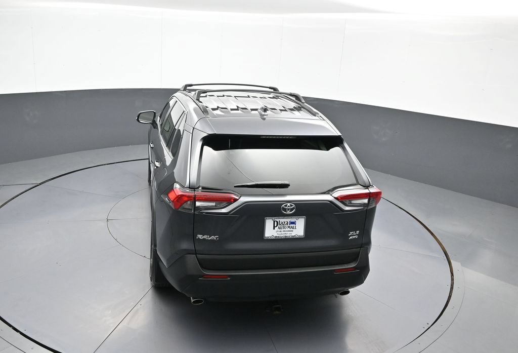 Used 2023 Toyota RAV4 XLE AWD/4WD image 37