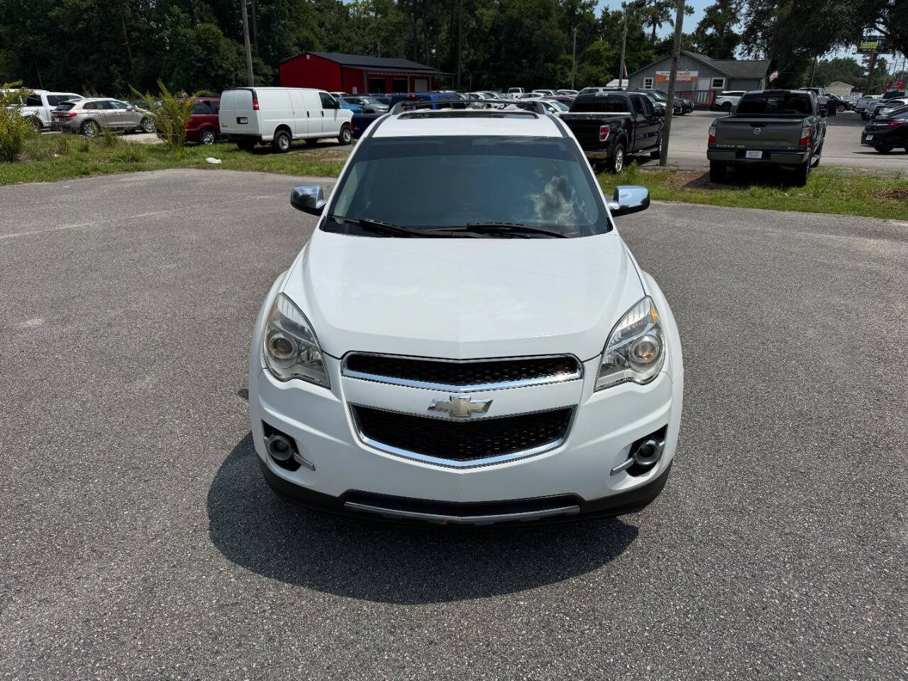 Used 2010 Chevrolet Equinox LTZ FWD image 2