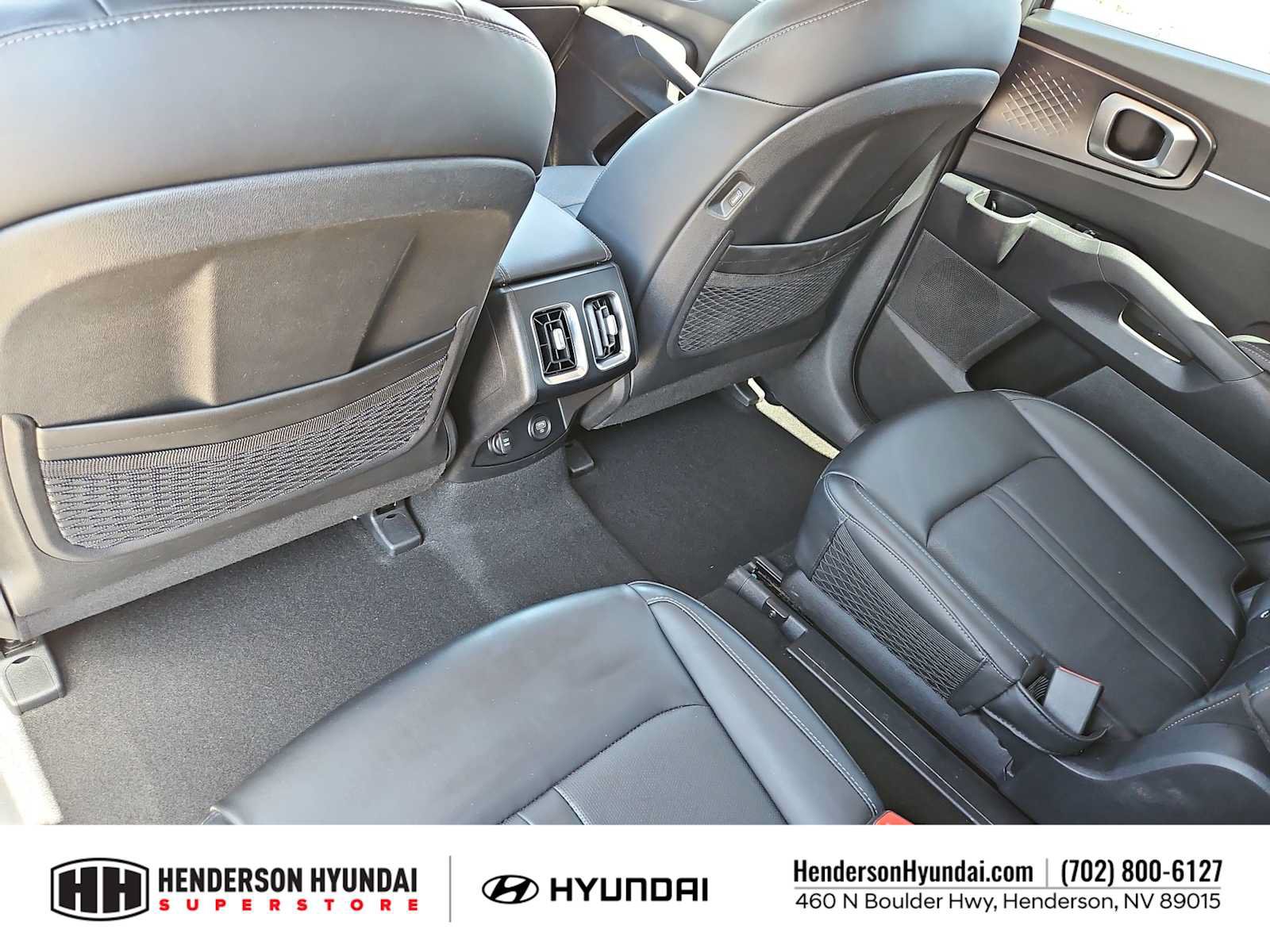 Used 2023 Kia Sorento EX FWD image 18