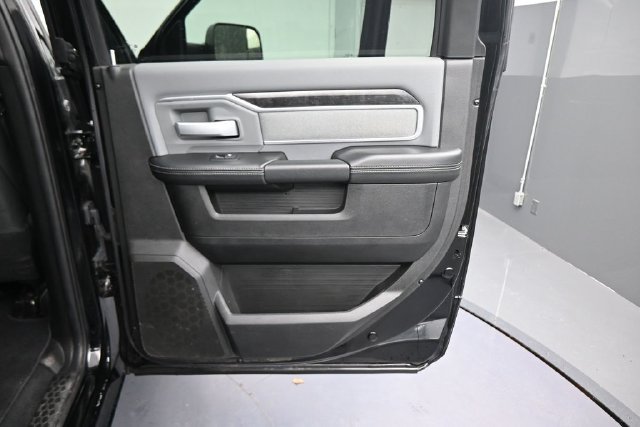 Used 2022 RAM 2500 Big Horn AWD/4WD image 23