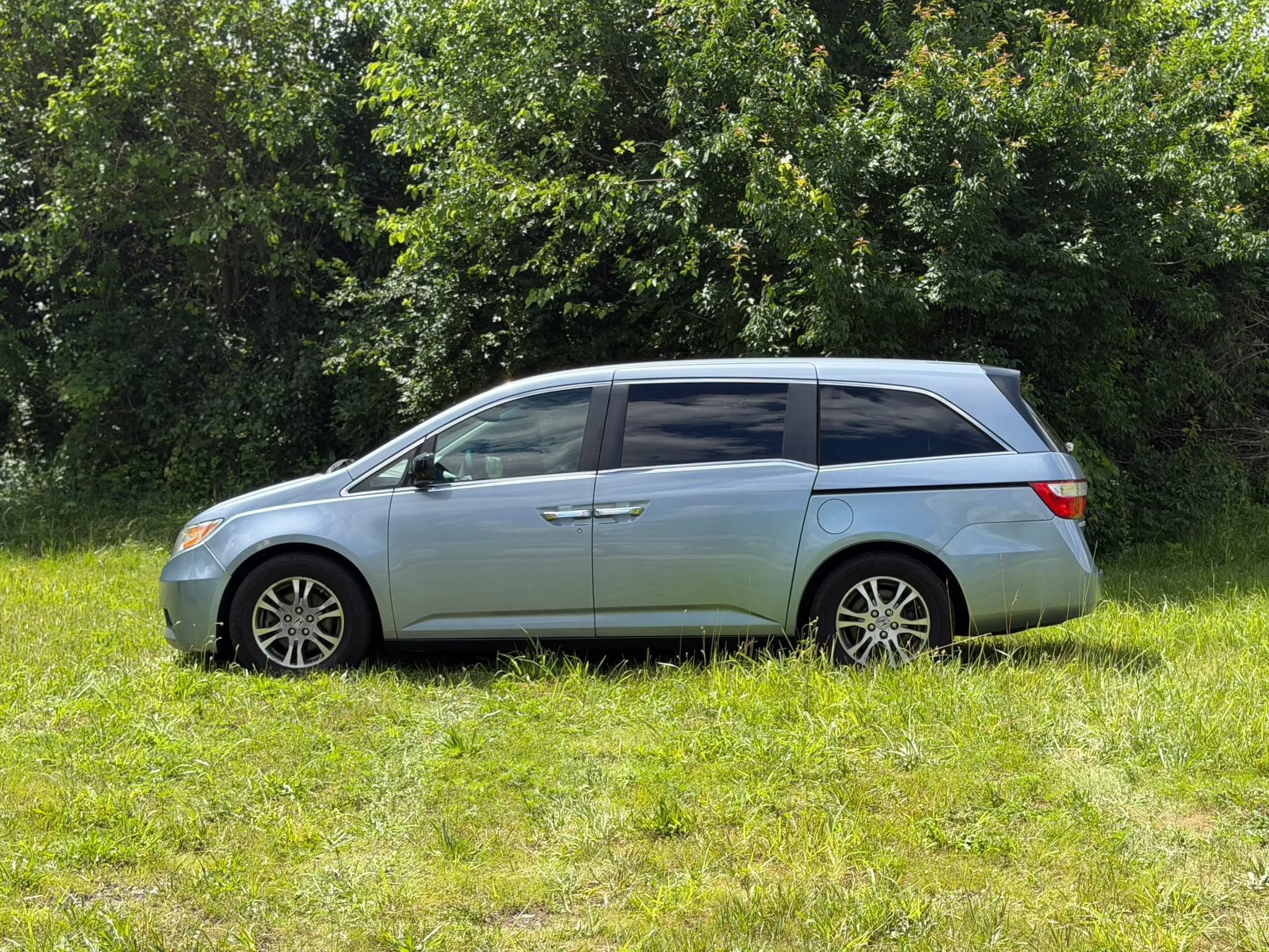 Used 2011 Honda Odyssey EX image 5