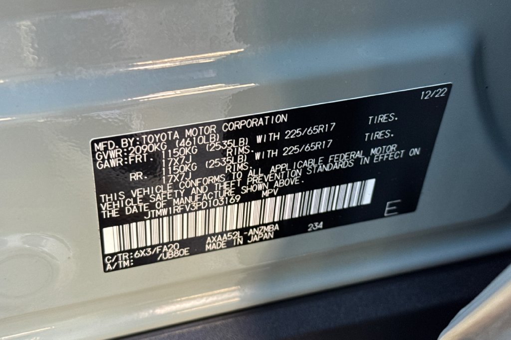Certified 2023 Toyota RAV4 XLE w/ Convenience Package FWD image 28